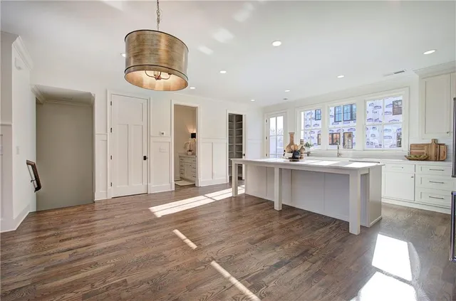 $859,900 | 178 West Main Street, Unit 102, Cartersville, GA 30120