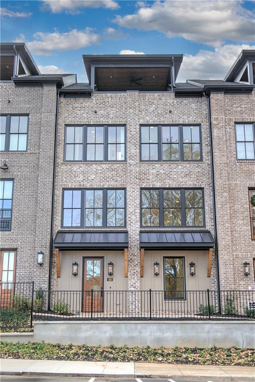 178 West Main Street, Unit 102 Cartersville, GA 30120 - Photo 2 of 50 a front view of a house