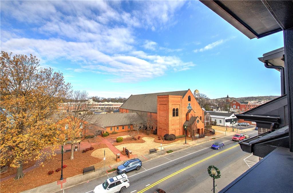 178 West Main Street, Unit 102 Cartersville, GA 30120 - Photo 40 of 50 a view of a terrace with seating area