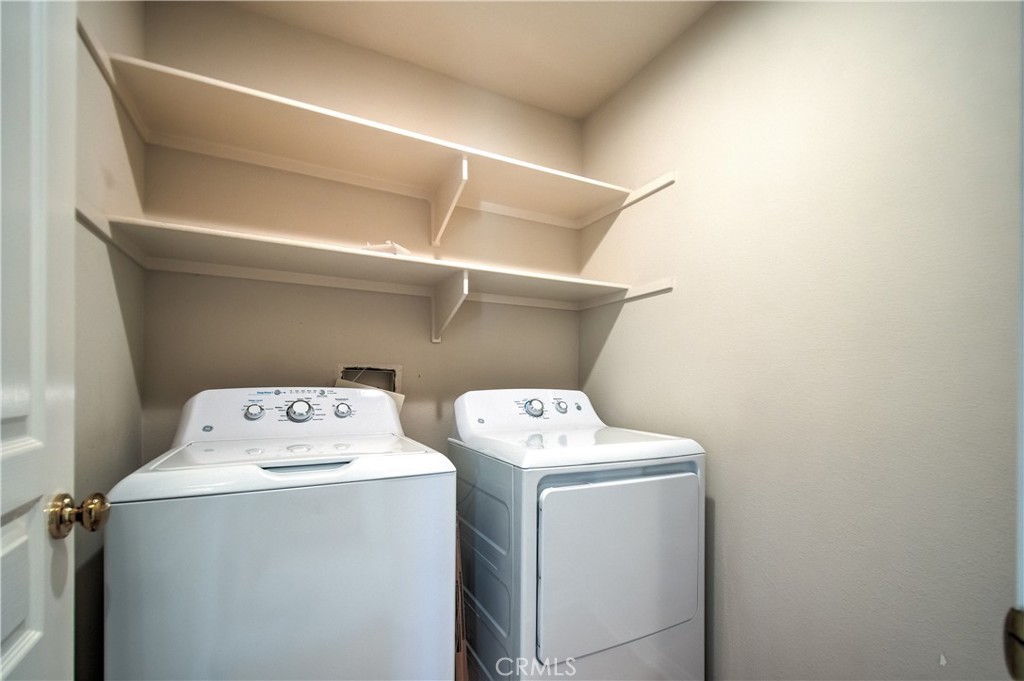 2 Altezza Irvine, CA 92606 - Photo 33 of 66 a utility room with dryer and washer