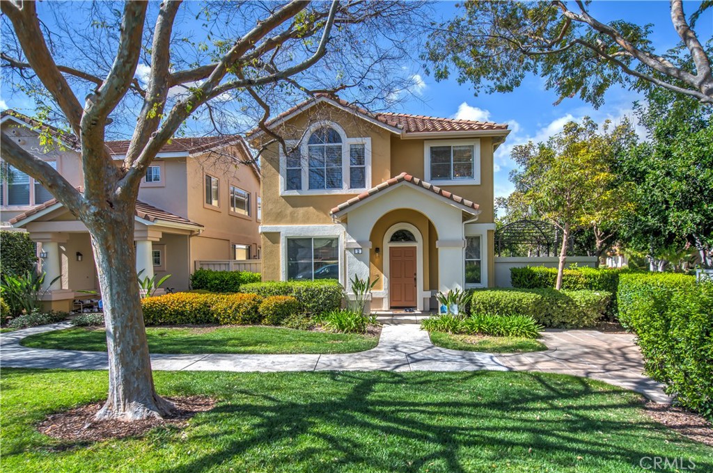 2 Altezza Irvine, CA 92606 - Photo 5 of 66