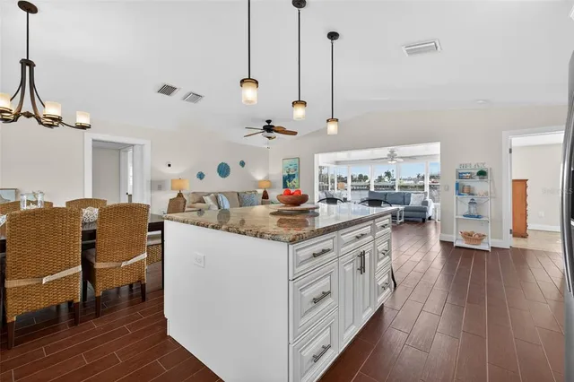 $1,250,000 | 333 La Hacienda Drive, Indian Rocks Beach, FL 33785