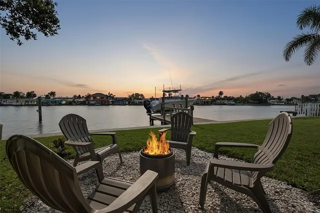 $1,250,000 | 333 La Hacienda Drive, Indian Rocks Beach, FL 33785