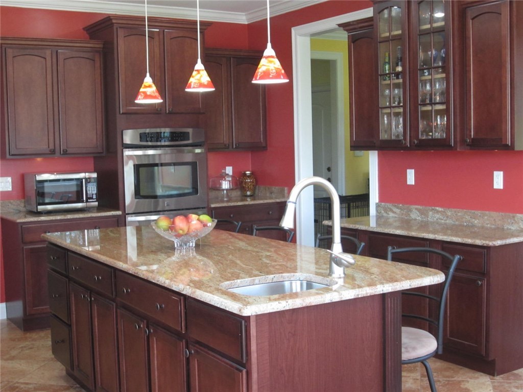 205 Colvintown Road Coventry, RI 02831 - Photo 14 of 40 Kitchen