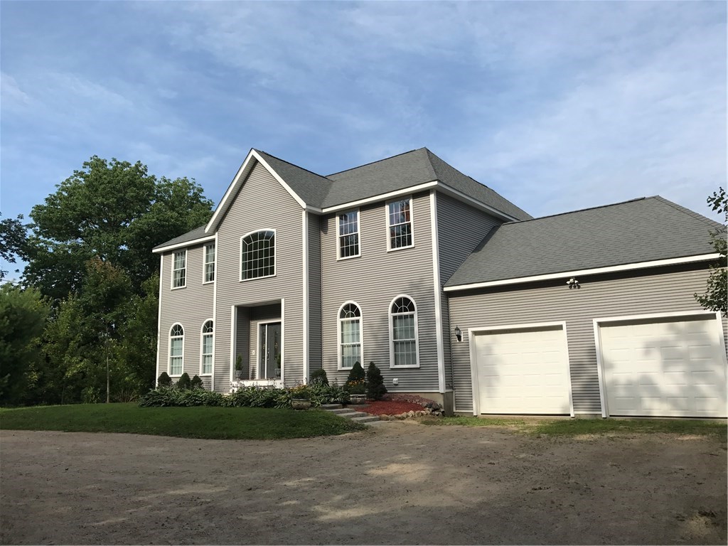 205 Colvintown Road Coventry, RI 02831 - Photo 2 of 40