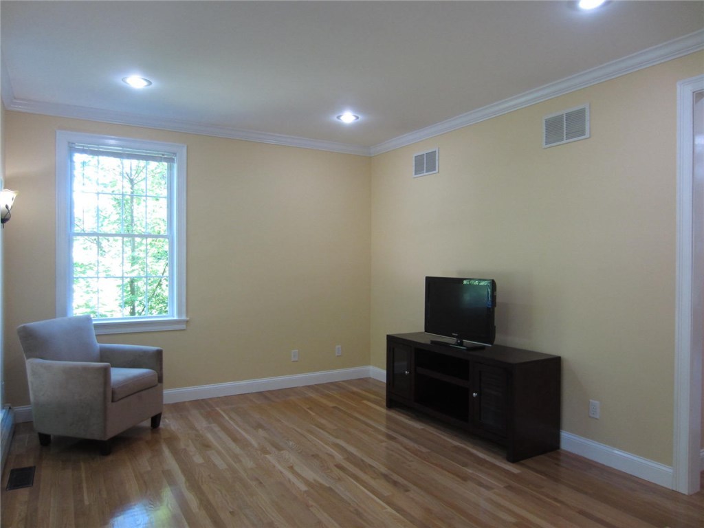 205 Colvintown Road Coventry, RI 02831 - Photo 7 of 40 Family Room