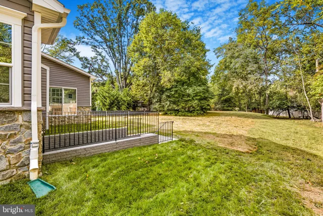 $5,250 | 328 Ridge Road, Washington Grove, MD 20880