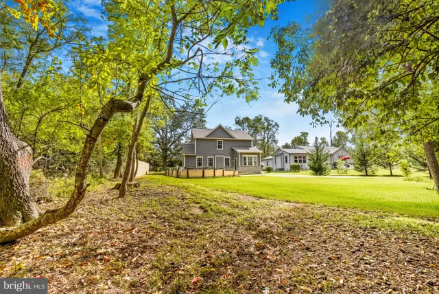 $5,250 | 328 Ridge Road, Washington Grove, MD 20880