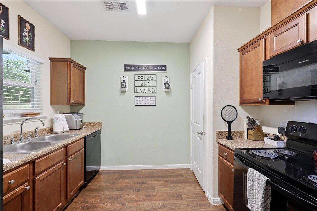 9735 Faggard Road Beaumont, TX 77707 - Photo 9 of 18
