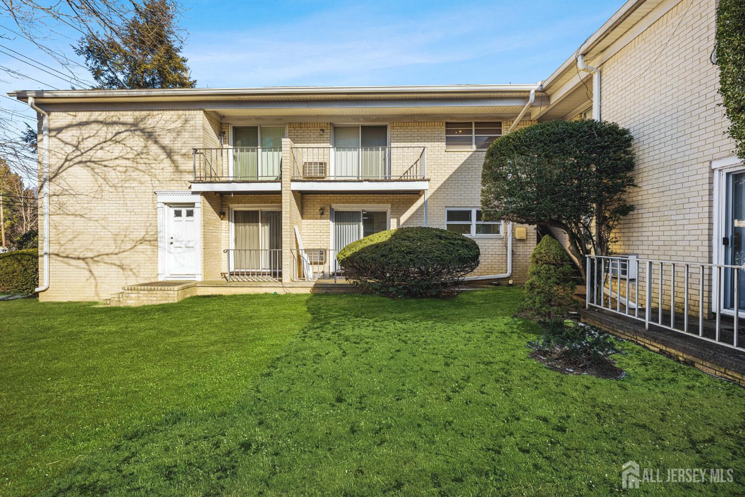 400 Cranbury Road, Unit 4 East Brunswick, NJ 08816 - Photo 17 of 19