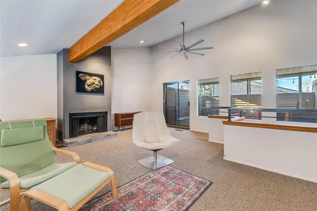 $2,995 | 4411 Gilbert Avenue, Unit 2, Dallas, TX 75219