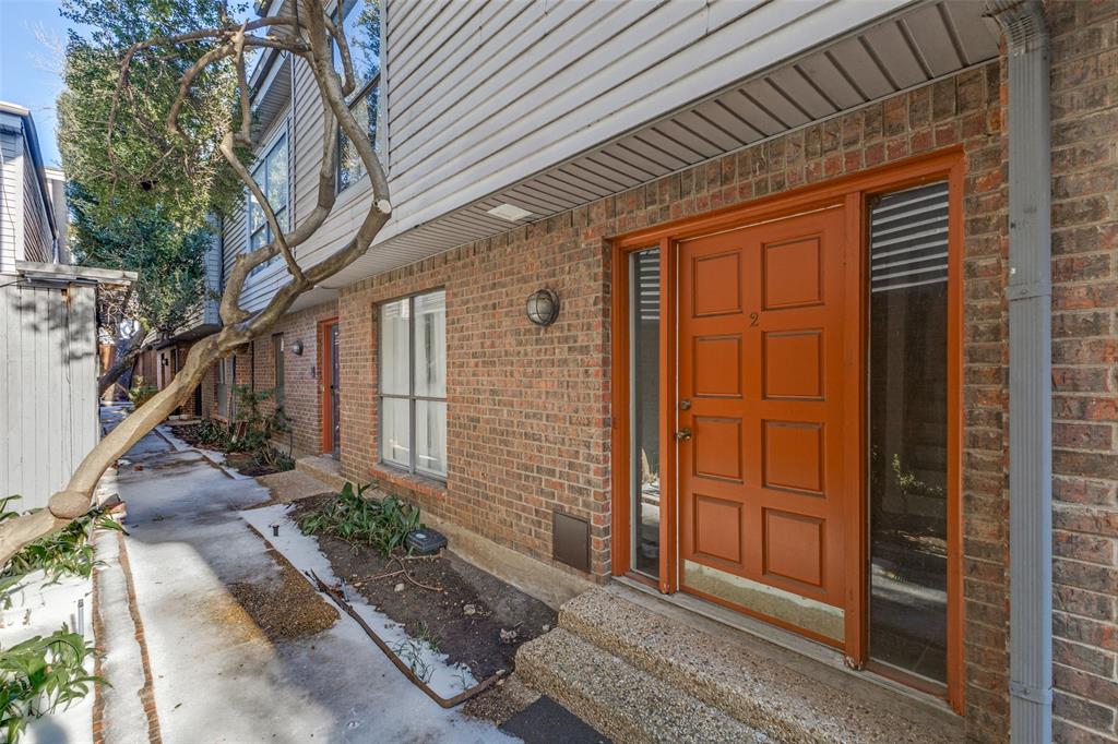 4411 Gilbert Avenue, Unit 2 Dallas, TX 75219 - Photo 2 of 29