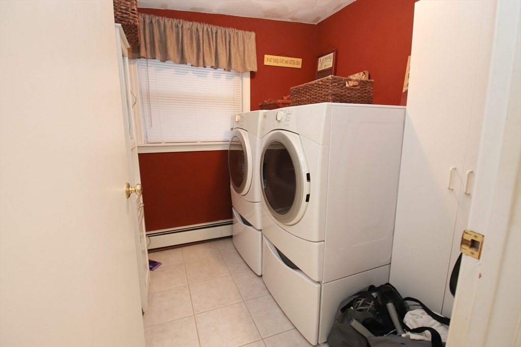 4 Foss Avenue Saugus, MA 01906 - Photo 19 of 40