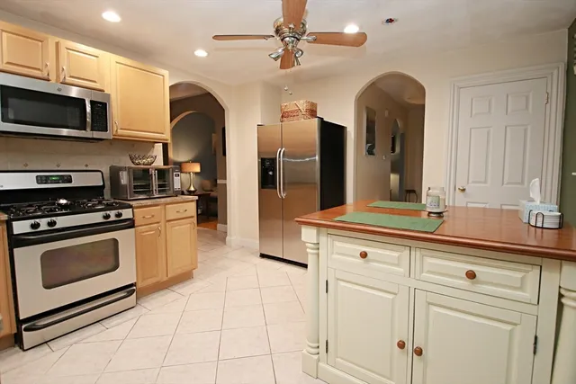 $599,900 | 4 Foss Avenue, Saugus, MA 01906