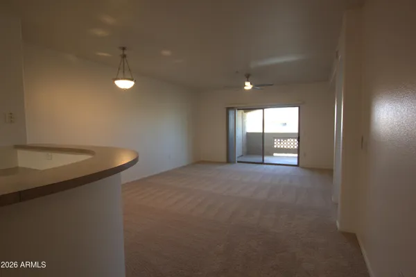 $284,999 | 920 East Devonshire Avenue, Unit 4022, Phoenix, AZ 85014