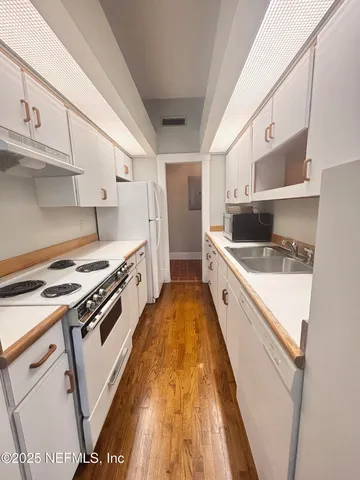 $1,325 | 2130 San Marco Boulevard, Unit A8, Jacksonville, FL 32207