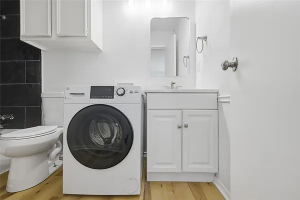 $950 | 2705 Windswept Cove, Unit 201, Austin, TX 78745