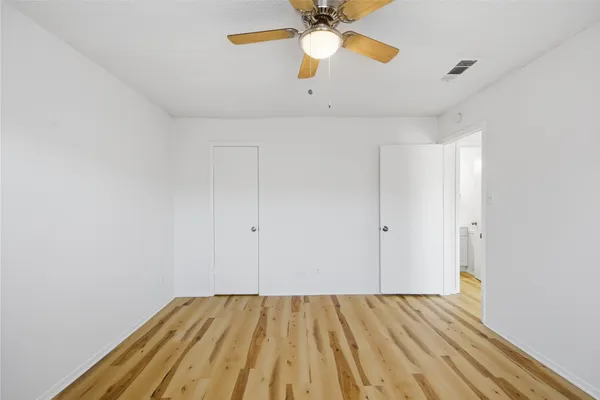 $950 | 2705 Windswept Cove, Unit 201, Austin, TX 78745