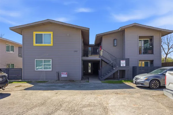 $950 | 2705 Windswept Cove, Unit 201, Austin, TX 78745