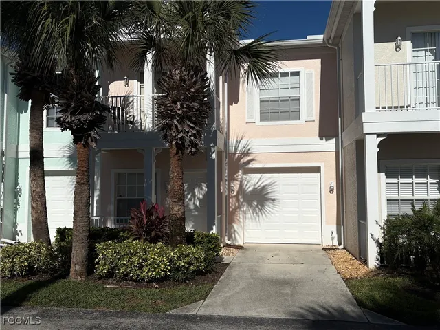 $299,000 | 3269 Amanda Lane, Unit 2, Naples, FL 34109