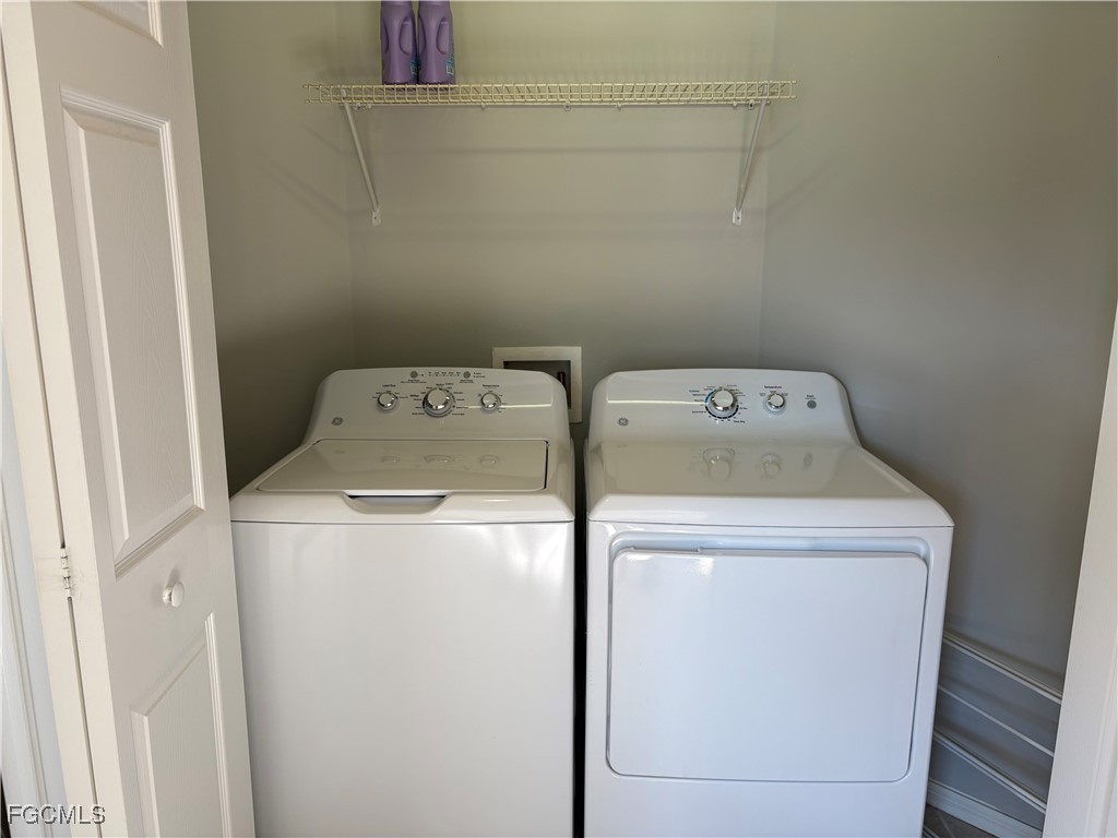 3269 Amanda Lane, Unit 2 Naples, FL 34109 - Photo 24 of 32