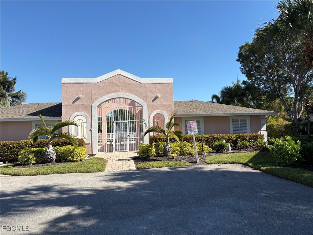3269 Amanda Lane, Unit 2 Naples, FL 34109 - Photo 31 of 38