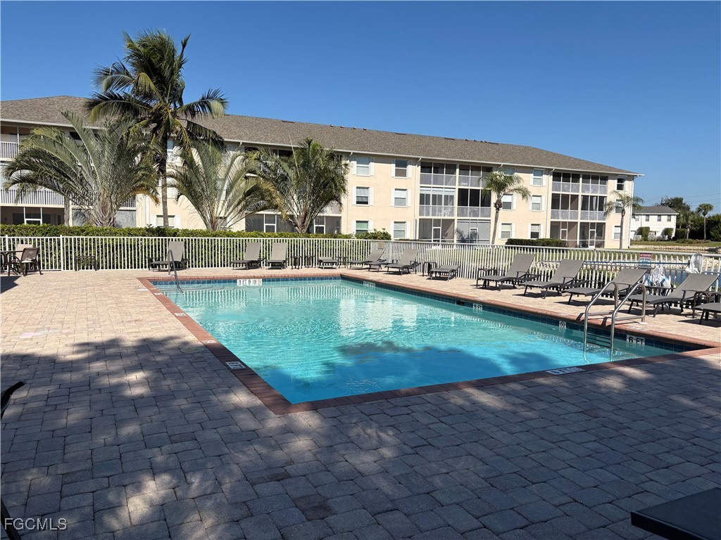 3269 Amanda Lane, Unit 2 Naples, FL 34109 - Photo 33 of 38