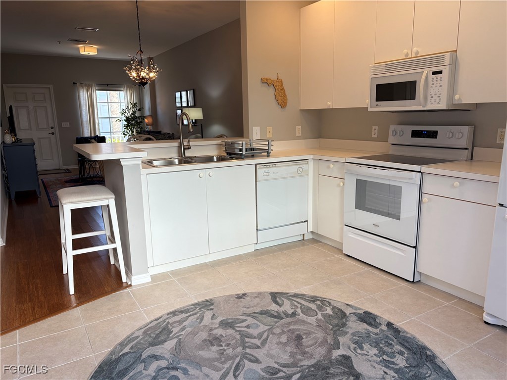 3269 Amanda Lane, Unit 2 Naples, FL 34109 - Photo 8 of 32