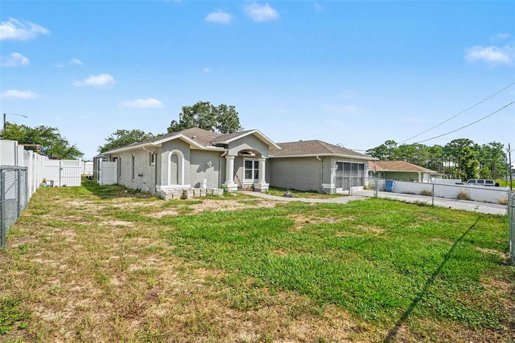 4187 Everett Avenue Spring Hill, FL 34609 - Photo 2 of 31