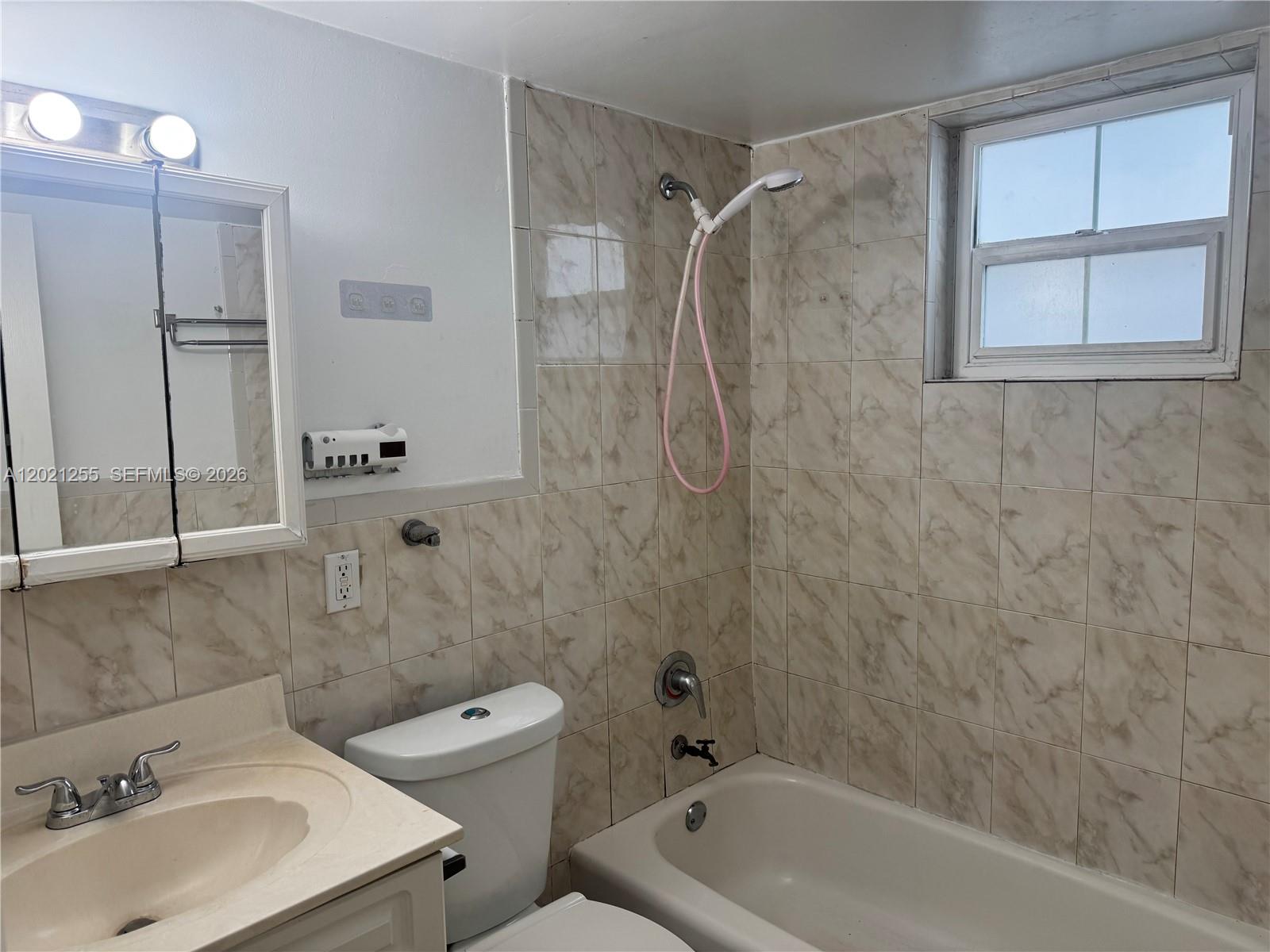 11 Southwest 32nd Avenue, Unit 1 Miami, FL 33135 - Photo 7 of 12