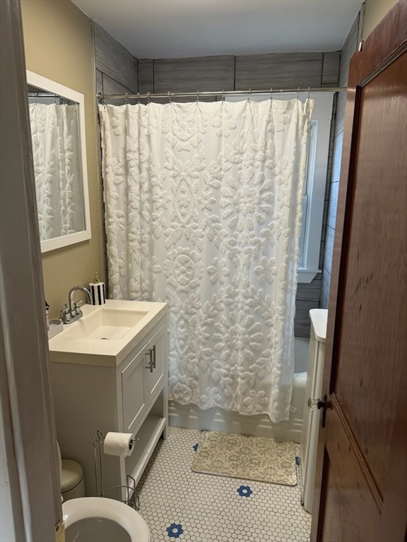 695-697 Adams Street, Unit 1 Boston, MA 02122 - Photo 7 of 9