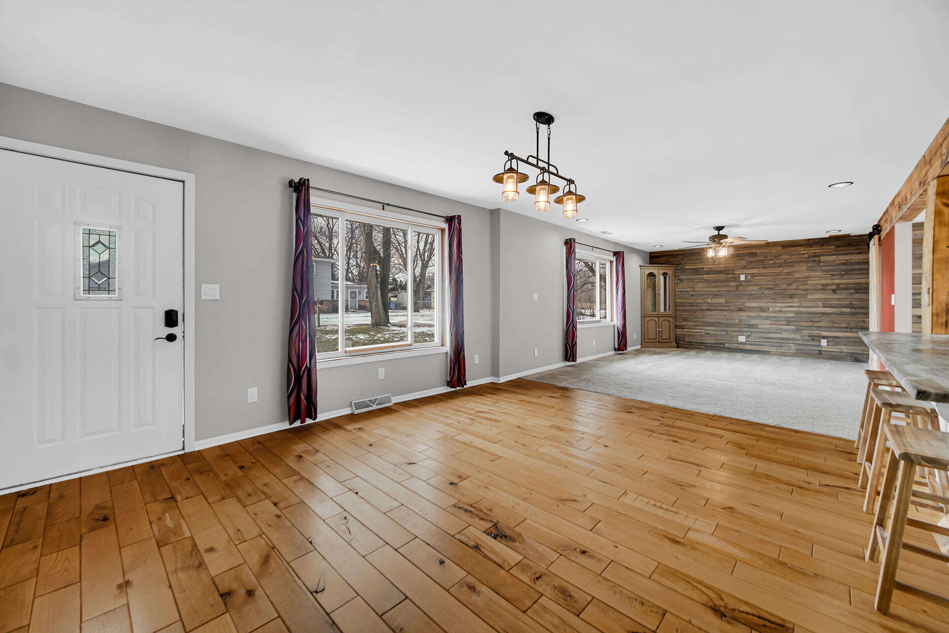 305 East Jackson Street Chesterton, IN 46304 - Photo 7 of 21 1920x1280