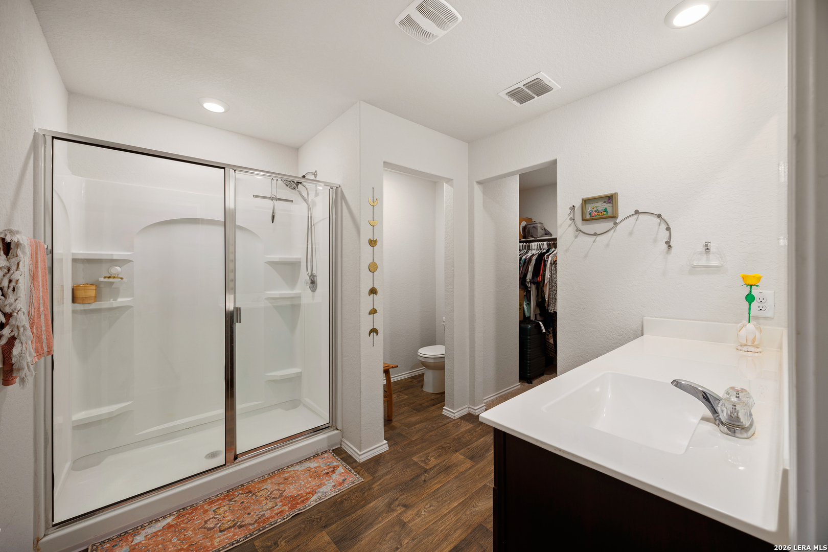 204 Yucca Seguin, TX 78155 - Photo 12 of 39