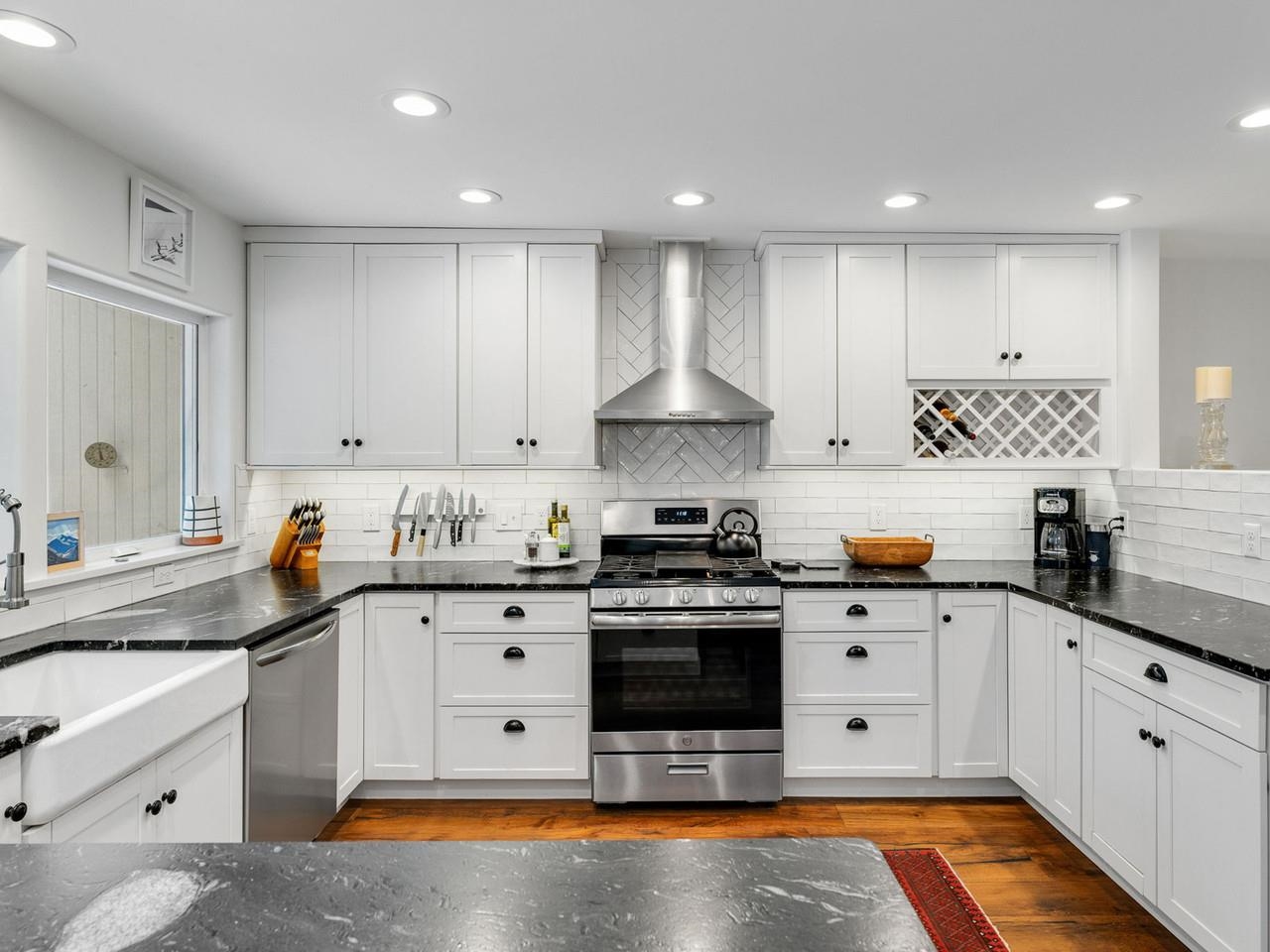 167 Club Sugarbush North Road, Unit 6 Warren, VT 05674 - Photo 11 of 38