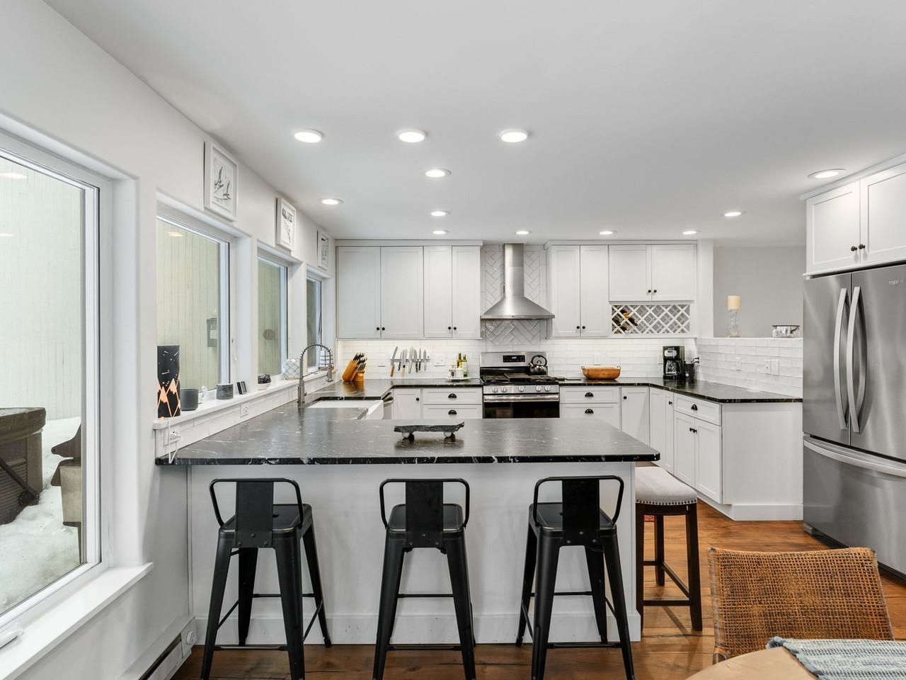 167 Club Sugarbush North Road, Unit 6 Warren, VT 05674 - Photo 9 of 38