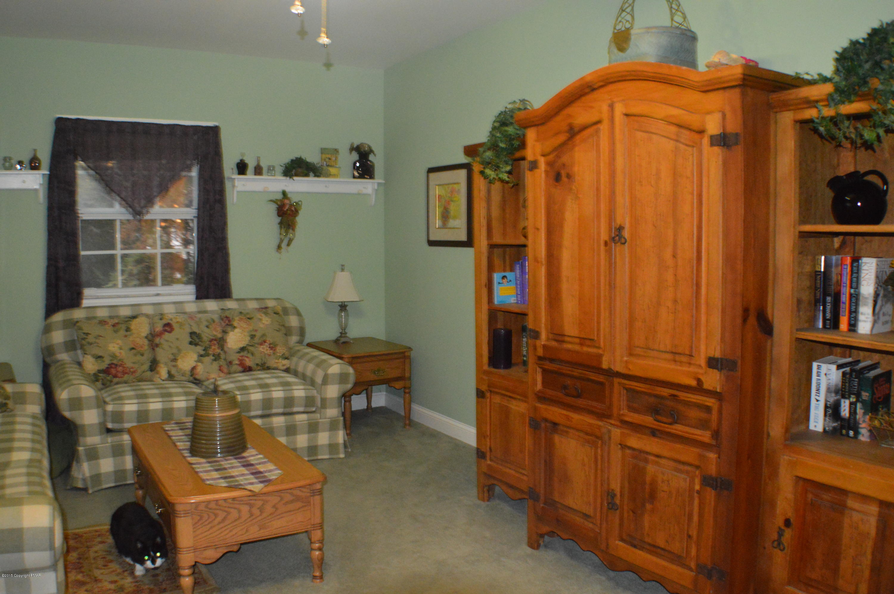 2105 Laurel Ridge Road East Stroudsburg, PA 18302 - Photo 29 of 82 Family Rm