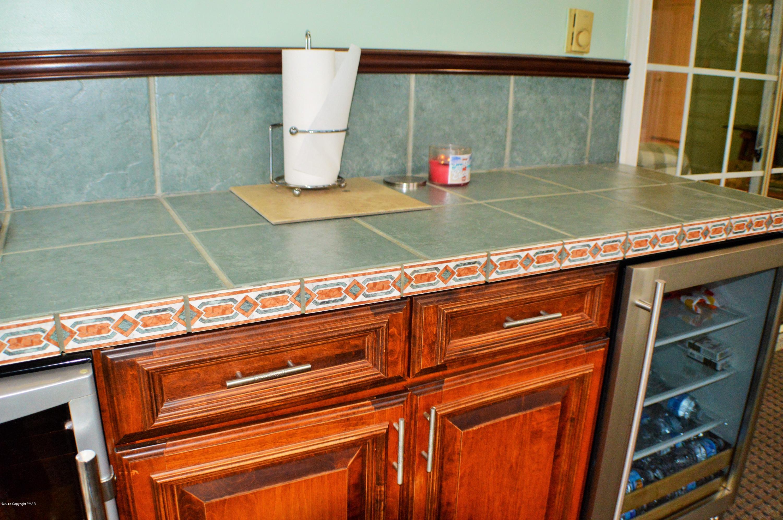 2105 Laurel Ridge Road East Stroudsburg, PA 18302 - Photo 35 of 82 a close view of sink
