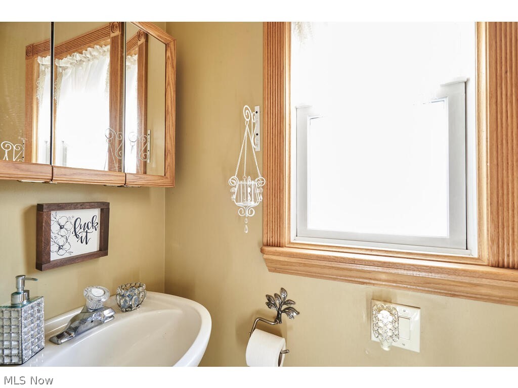 7028 Cascade Road Painesville, OH 44077 - Photo 17 of 35 Gallery Image 17
