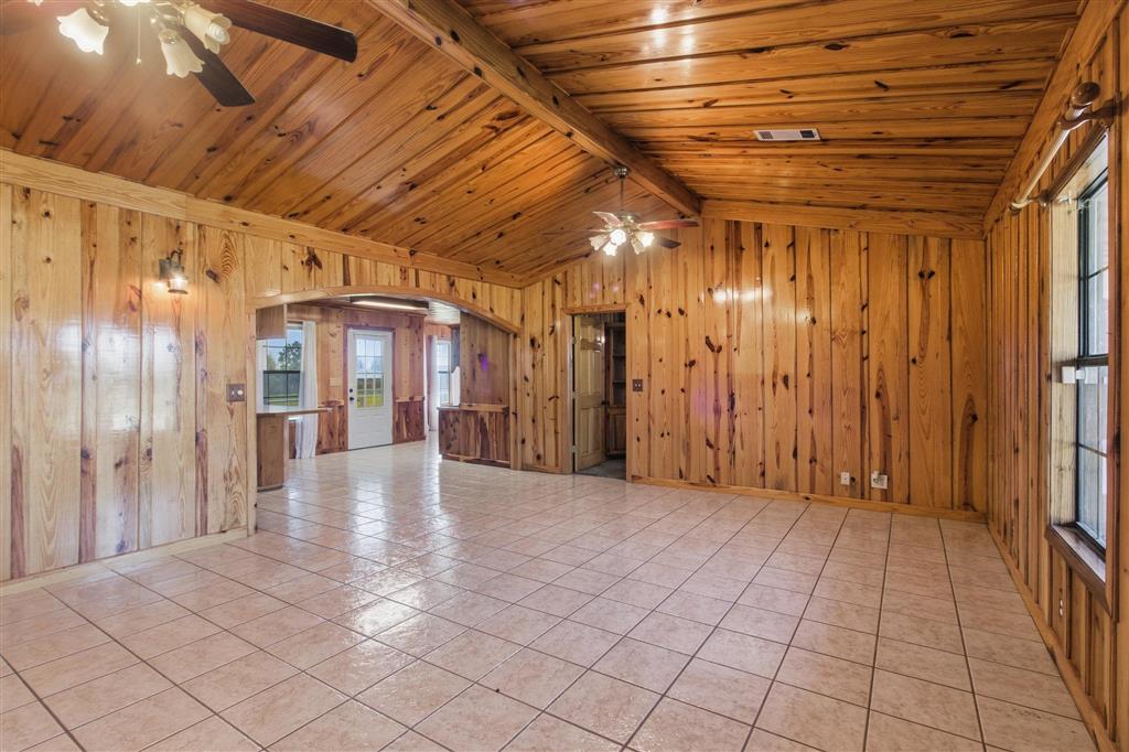 946 Briscoe Road Elton, LA 70532 - Photo 4 of 33