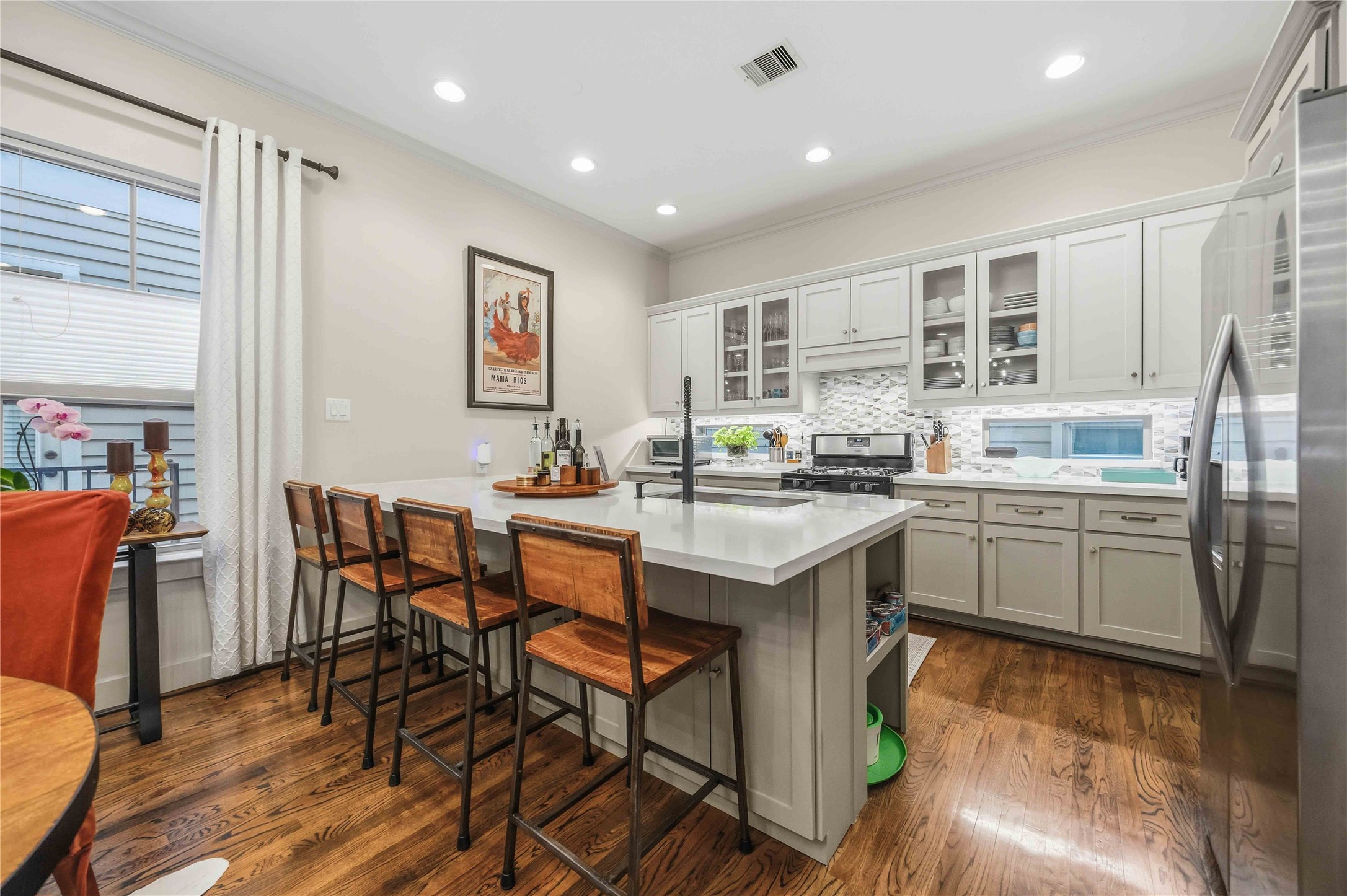 2435 Charleston Street, Unit C Houston, TX 77021 - Photo 11 of 44 Kitchen - Second Floor