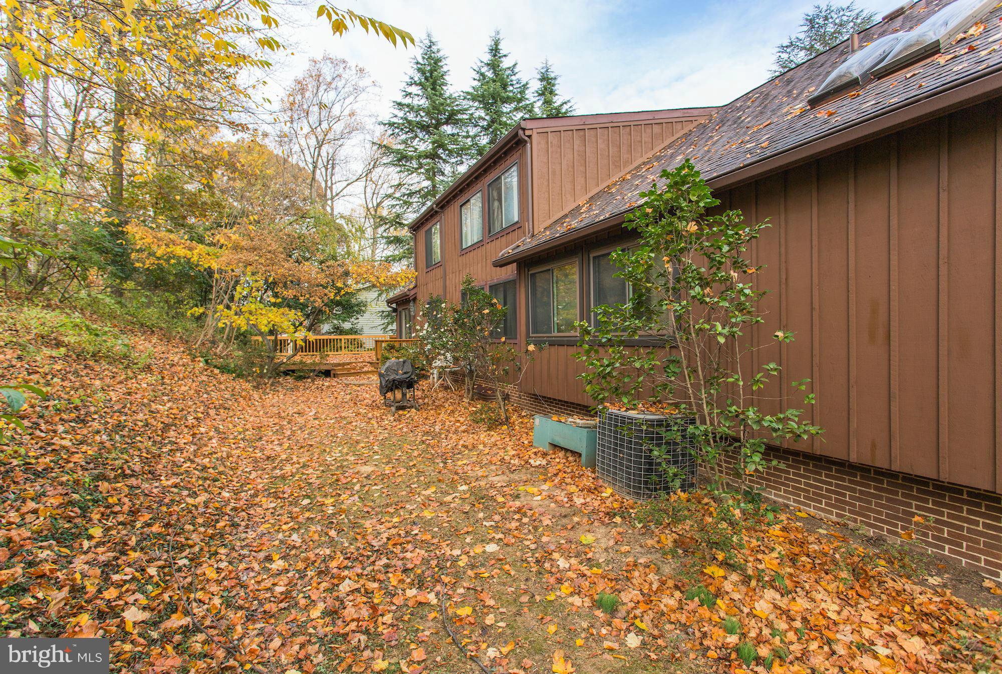 7315 Hooking Road McLean, VA 22101 - Photo 30 of 30 Exterior (Rear)