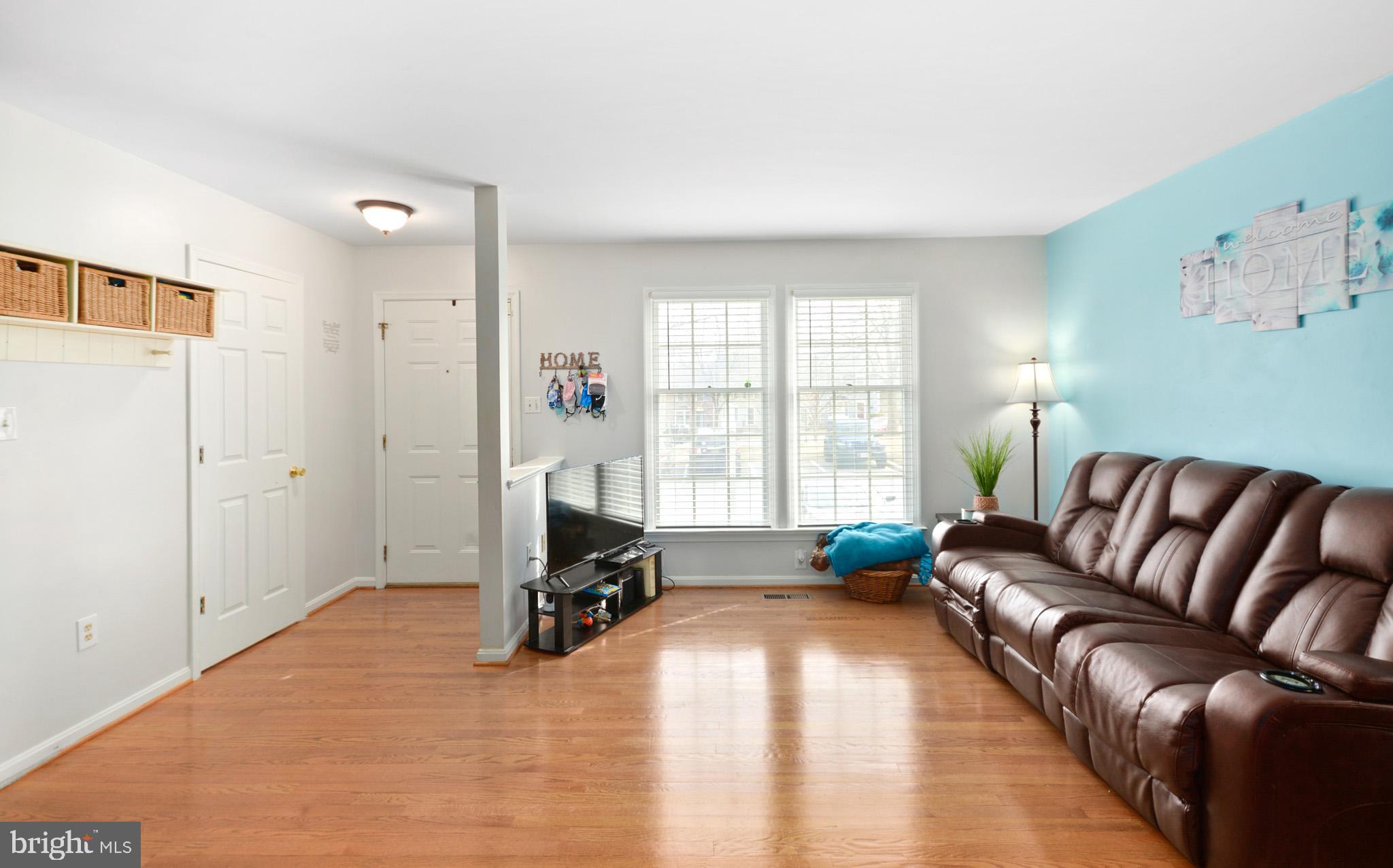 2425 Prentice Court Frederick, MD 21702 - Photo 4 of 34 Gallery Image 4