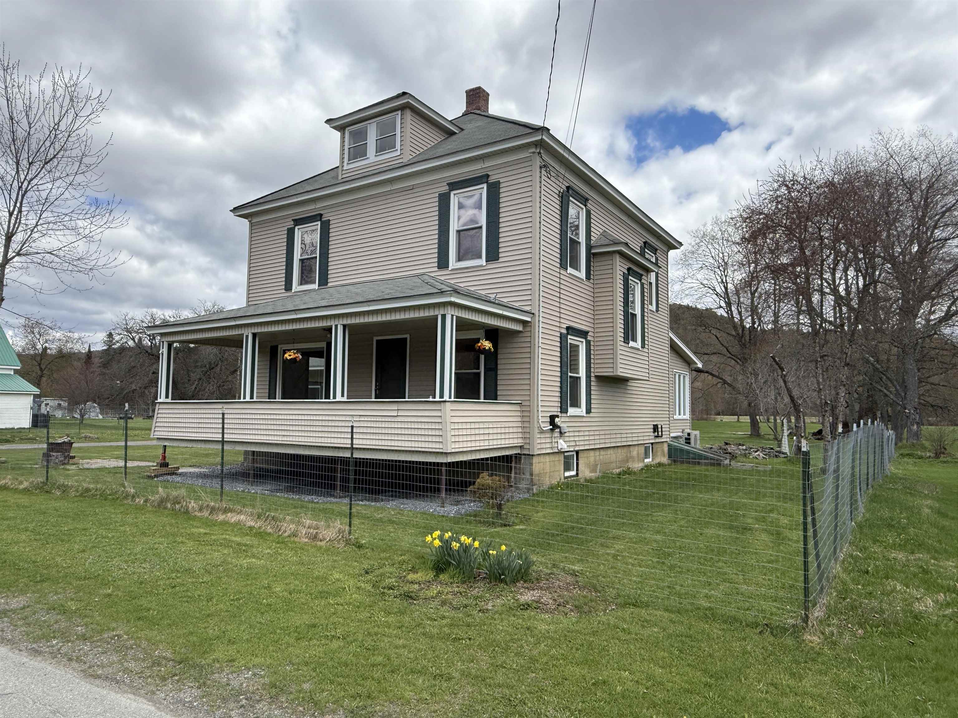 220 Hall Strm Road Canaan, VT 05902 - Photo 5 of 55