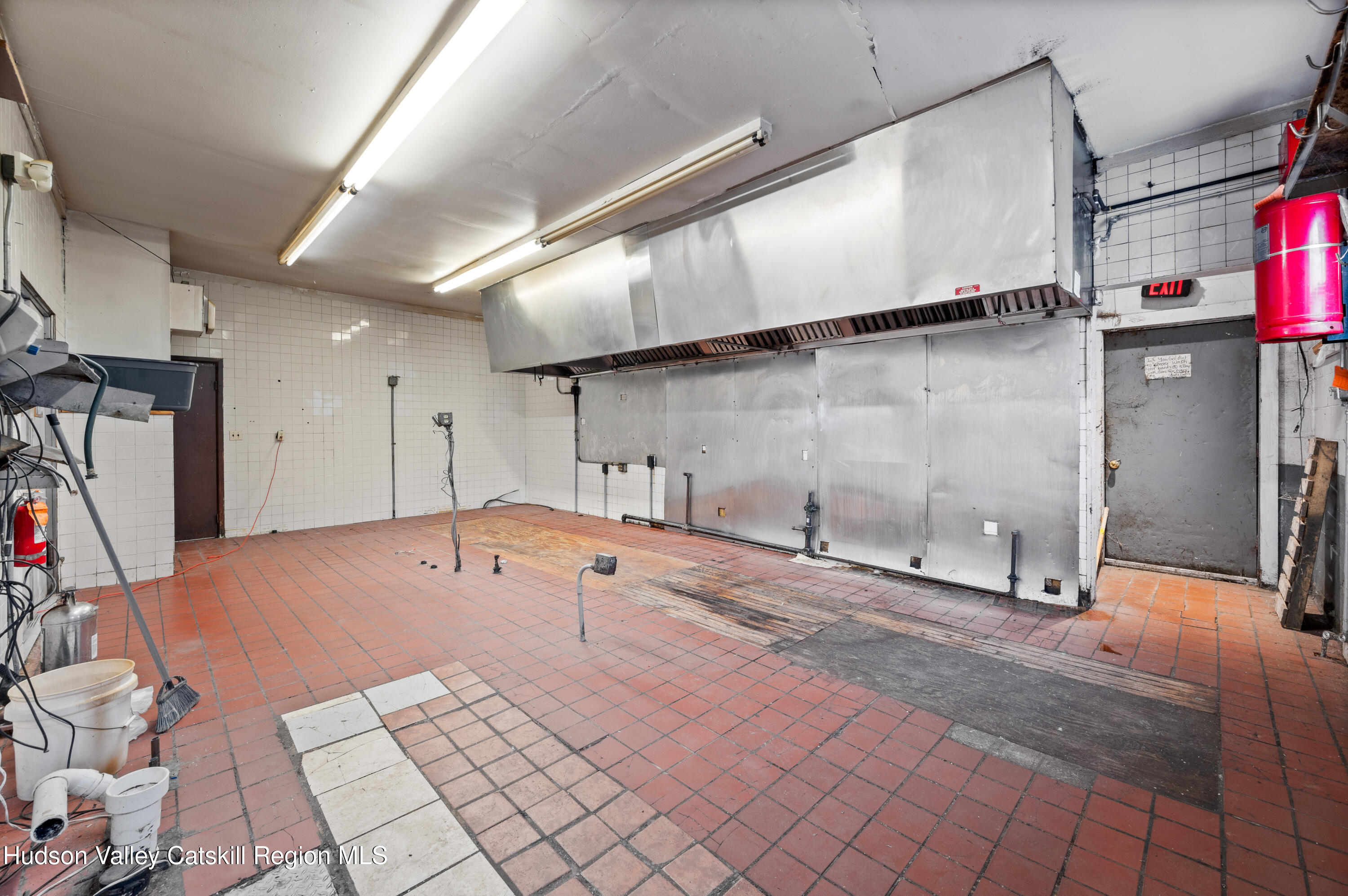 3130 Rte 9W Saugerties, NY 12477 - Photo 25 of 34 3130 Route 9W Saugerties-24