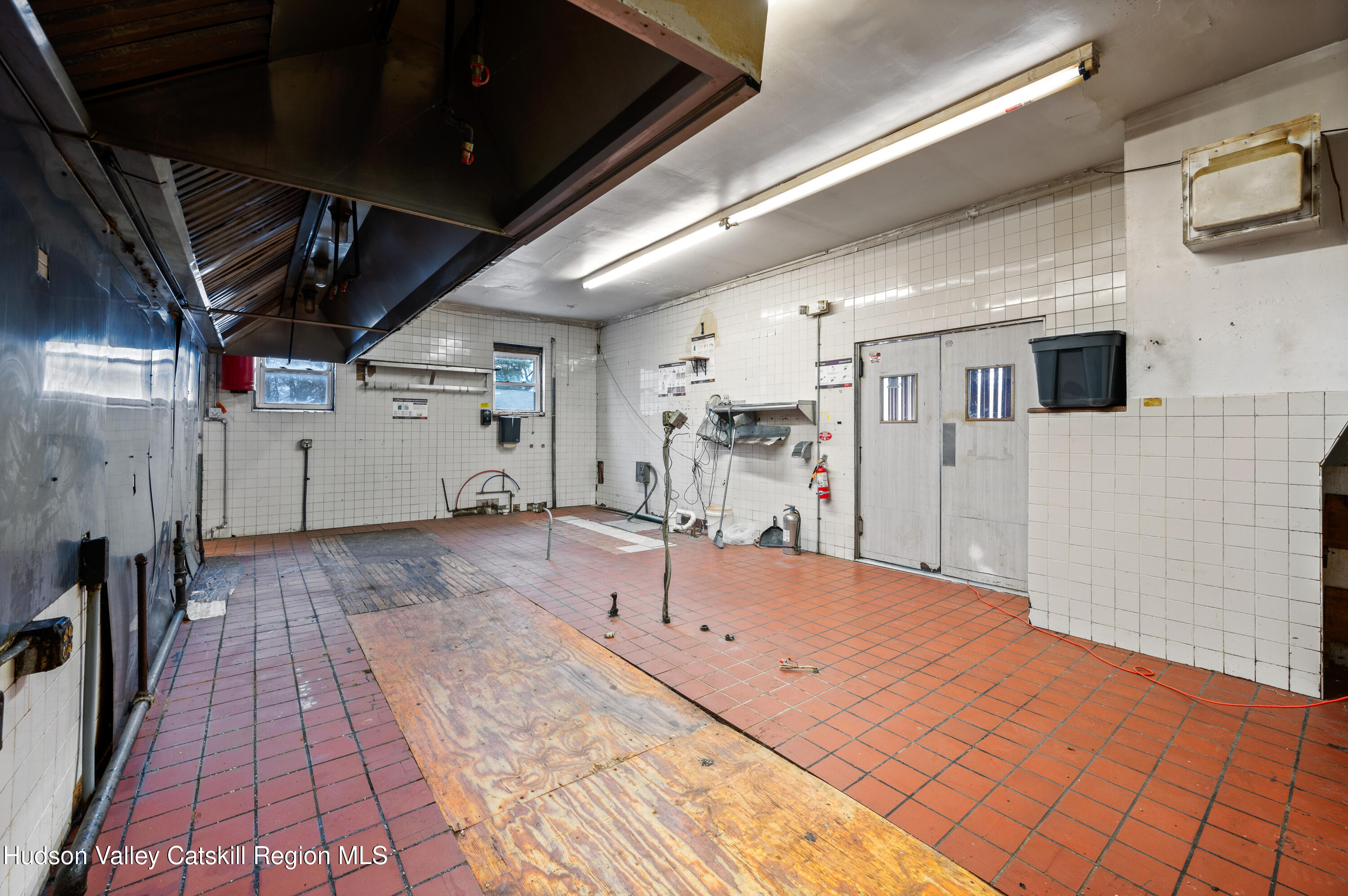 3130 Rte 9W Saugerties, NY 12477 - Photo 26 of 34 3130 Route 9W Saugerties-25