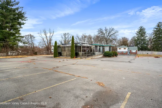 $419,000 | 3130 Rte 9W, Saugerties, NY 12477