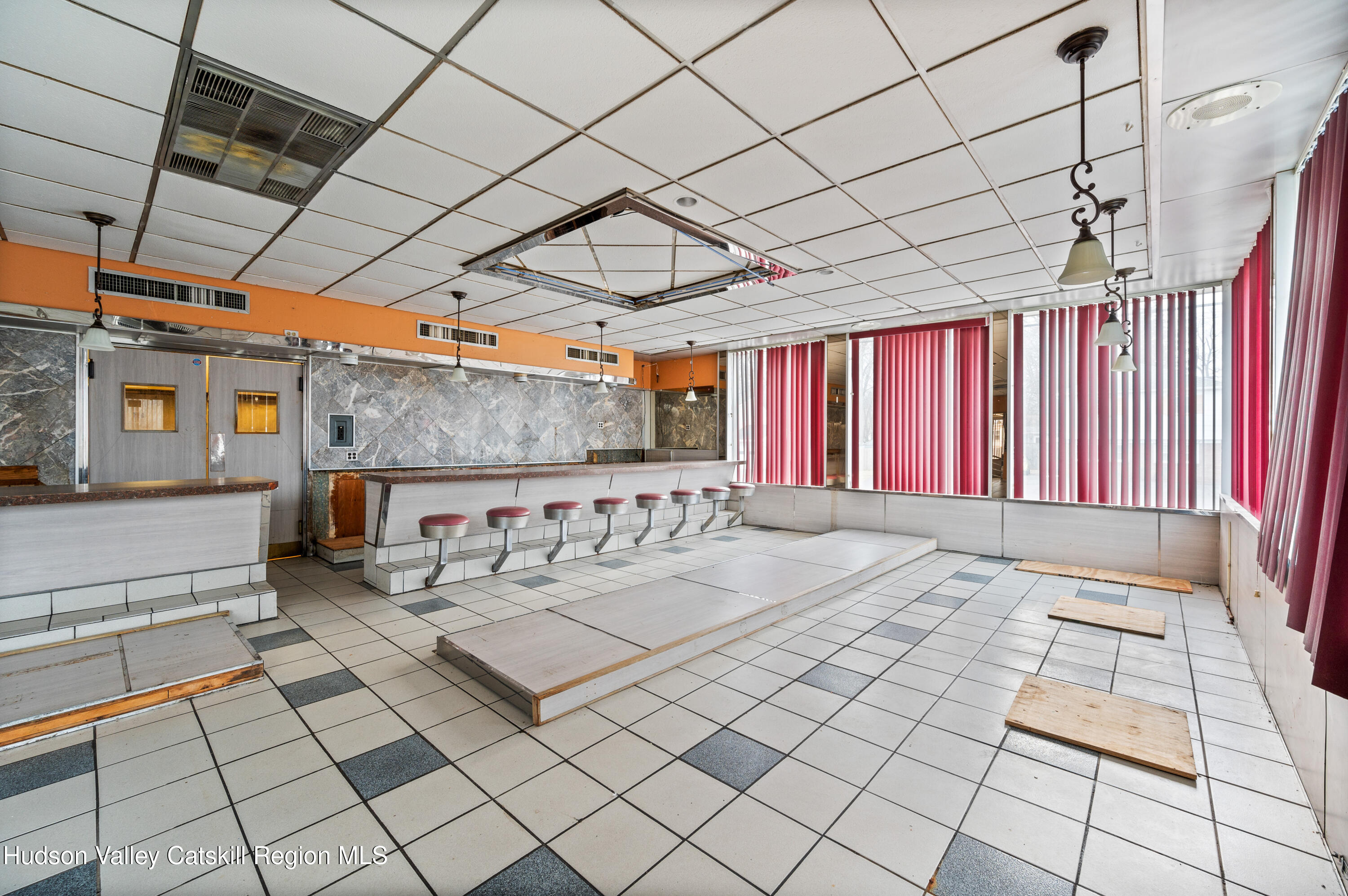 3130 Rte 9W Saugerties, NY 12477 - Photo 4 of 34 3130 Route 9W Saugerties-3