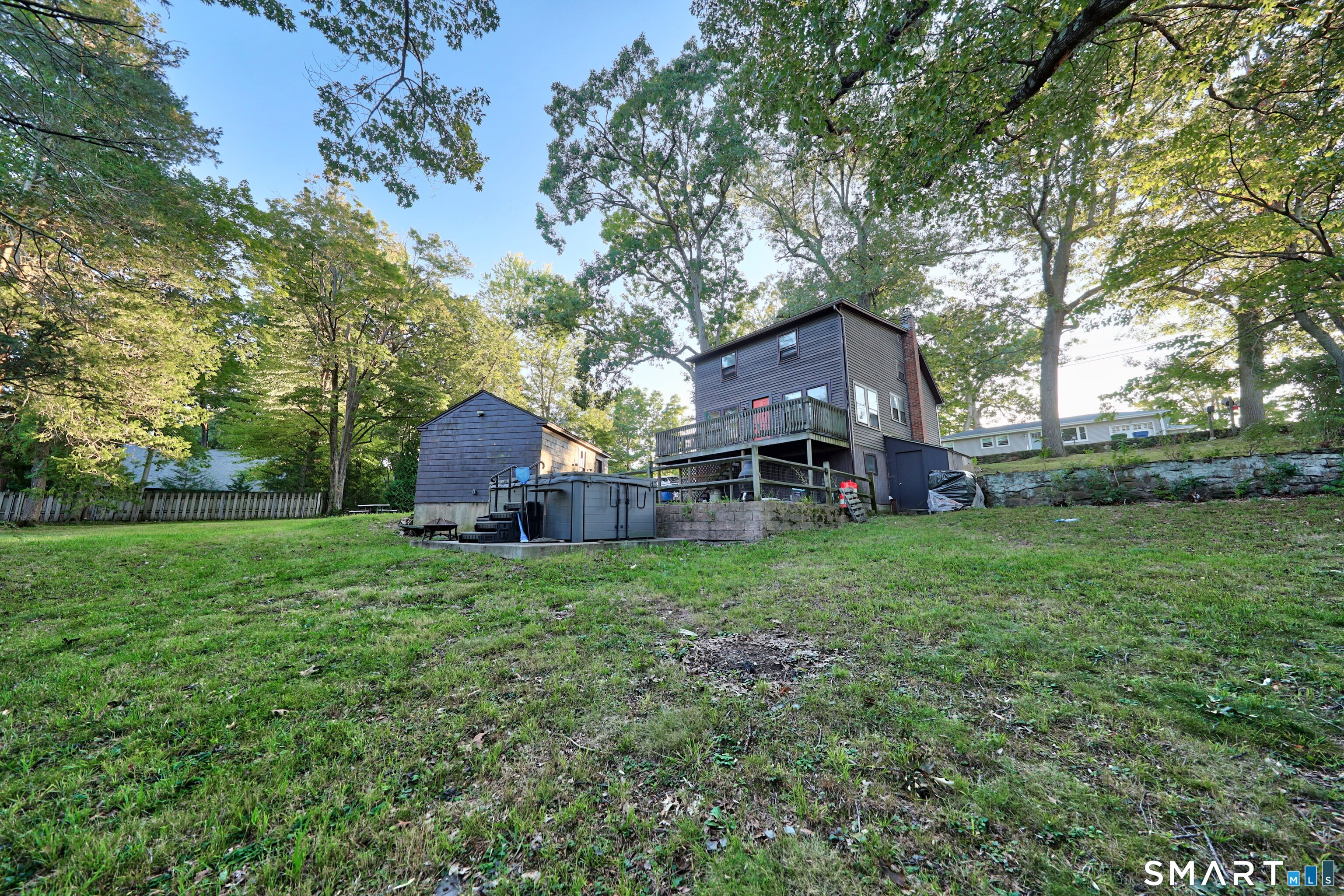142 Crystal Lake Road Middletown, CT 06457 - Photo 12 of 37 Gallery Image 12
