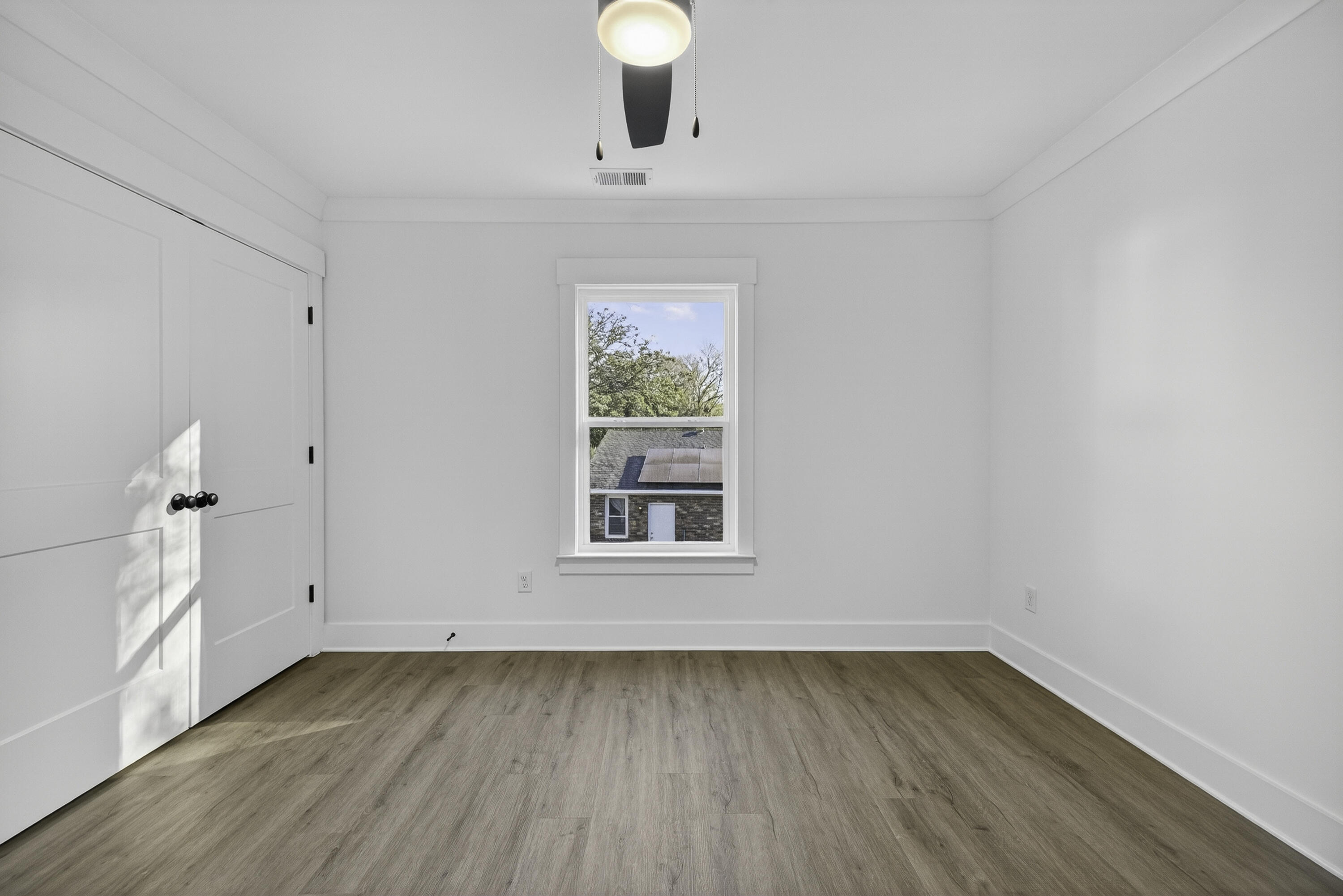 1139 Forbes Avenue Charleston, SC 29407 - Photo 18 of 27 2ND BEDROOM