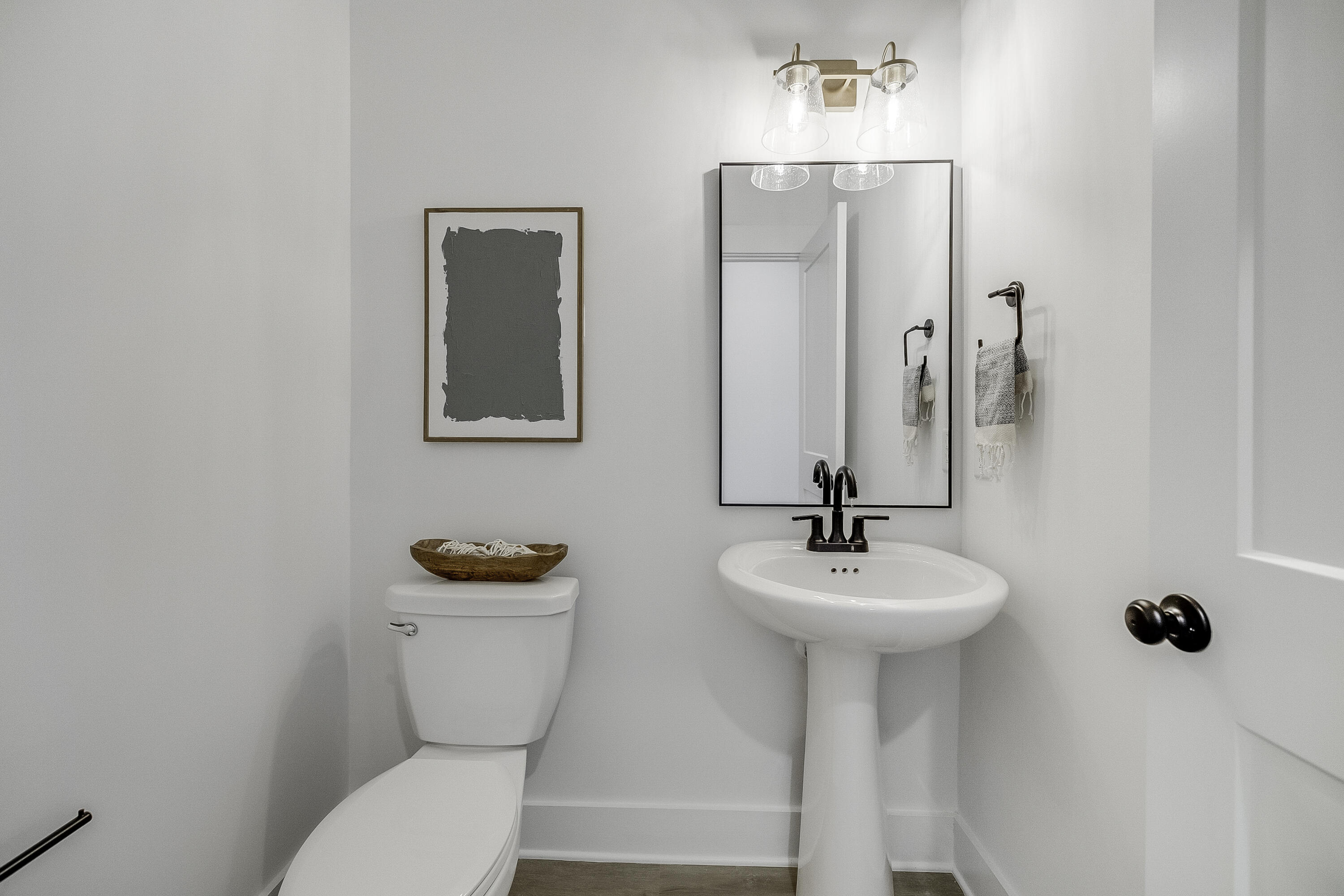 1139 Forbes Avenue Charleston, SC 29407 - Photo 8 of 27 HALF BATHROOM (1ST LEVEL)